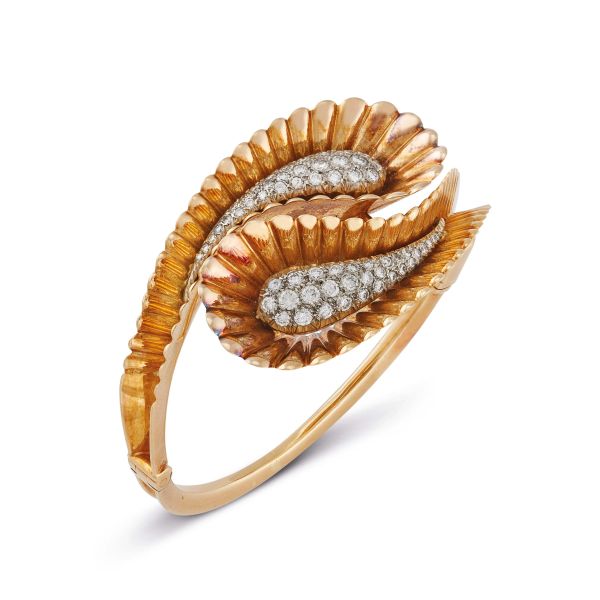 



BRACCIALE RIGIDO CONTRARIE CON DIAMANTI 