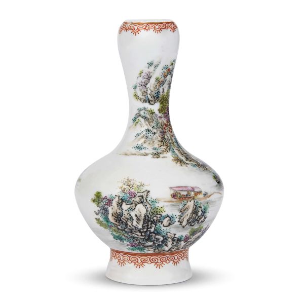 



A VASE WITH &quot;WU WANSONGYUAN YAZHI&quot; MARK, CHINA, QING DYNASTY, 19TH-20TH CENTURY