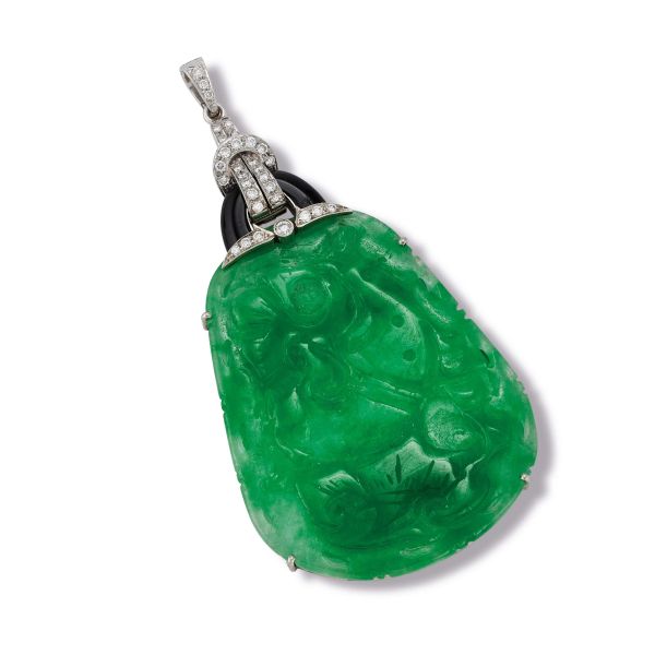 



JADEITE, ONYX AND DIAMOND PENDANT IN 18KT WHITE GOLD