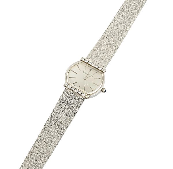 Jaeger Le Coultre - 



JAEGER LECOULTRE LADY'S WATCH IN WHITE GOLD WITH DIAMONDS 