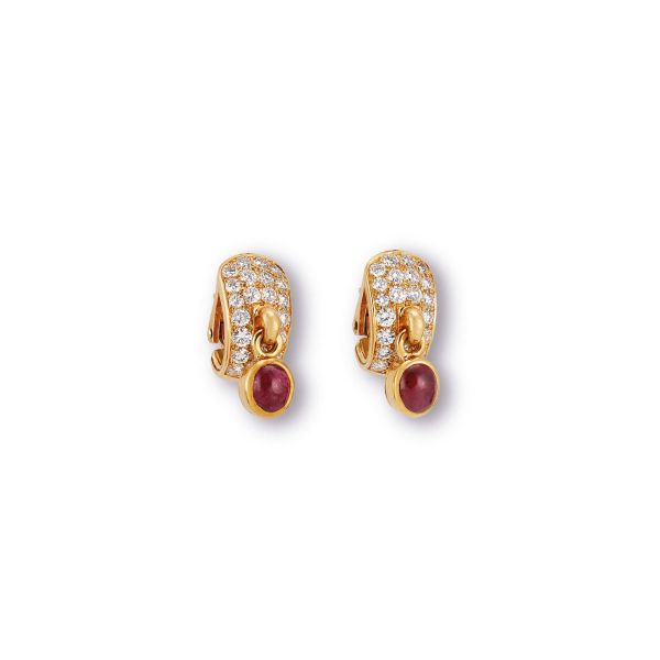 Bulgari - 



BULGARI PAIR OF EARRINGS WITH RUBIES AND DIAMONDS