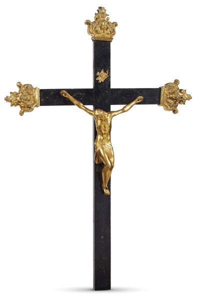 Cast from a model attributed to Guglielmo Della Porta, 17th century, Crucified Christ, gilt bronze assembled on ebonised wooden cross, 23x19 cm (Christ) and 65x44 cm (Cross)