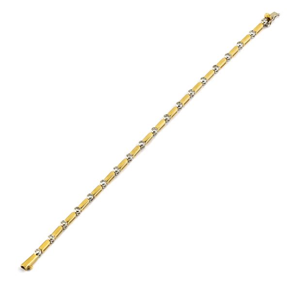 



DIAMOND BRACELET IN 18KT TWO TONE GOLD