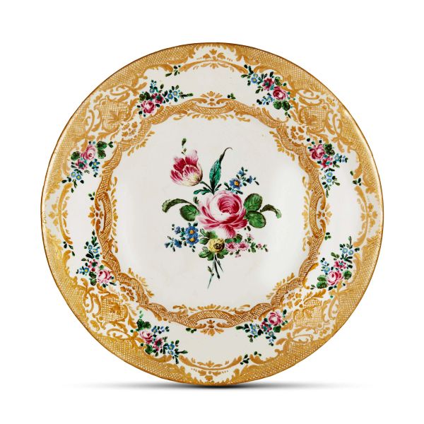 



A FERNIANI DISH, FAENZA, LAST QUARTER OF 18TH CENTURY