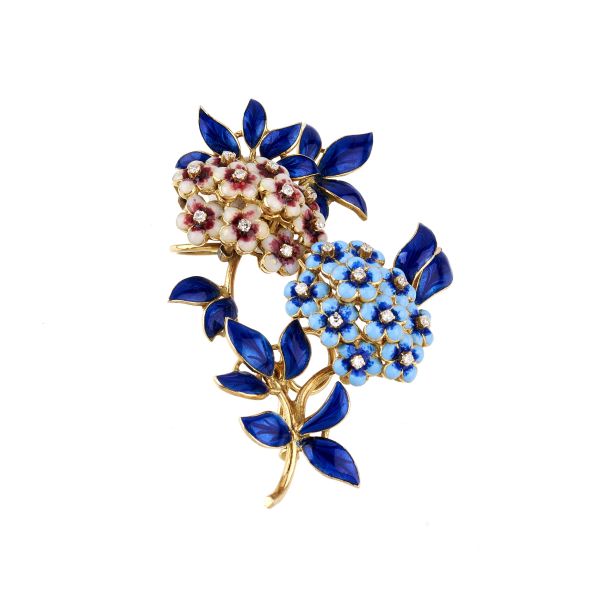 



FLOWERING-BRANCH SHAPED BROOCH IN 18KT YELLOW GOLD