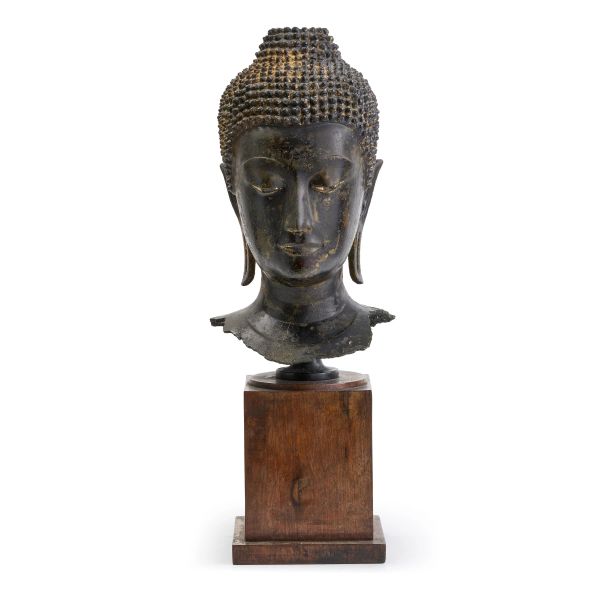 



A BRONZE HEAD OF BUDDHA, THAILAND, AYUTTHAYA PERIOD, SEC. XVII