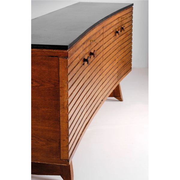 CREDENZA