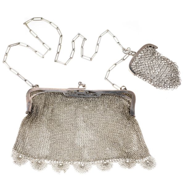 EVENING BAG IN SILVER