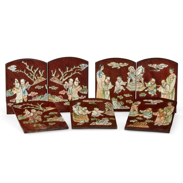 



SETTE PLACCHE IN LEGNO E MADREPERLA, CINA, SEC. XX