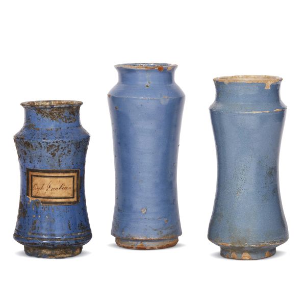 THREE CATALONIAN PHARMACY JARS (ALBARELLI), 17TH CENTURY