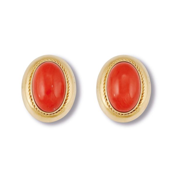 



BIG CORAL CLIP EARRINGS IN 18KT YELLOW GOLD