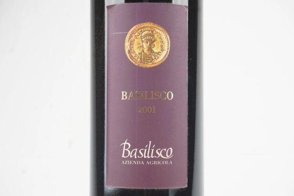      Basilisco 2001 