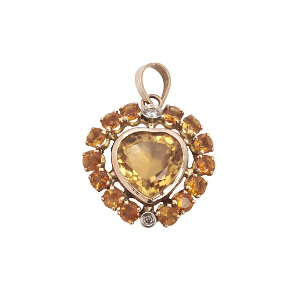 



SEMIPRECIOUS STONE AND DIAMOND HEART-SHAPED PENDANT IN 18KT TWO TONE GOLD 