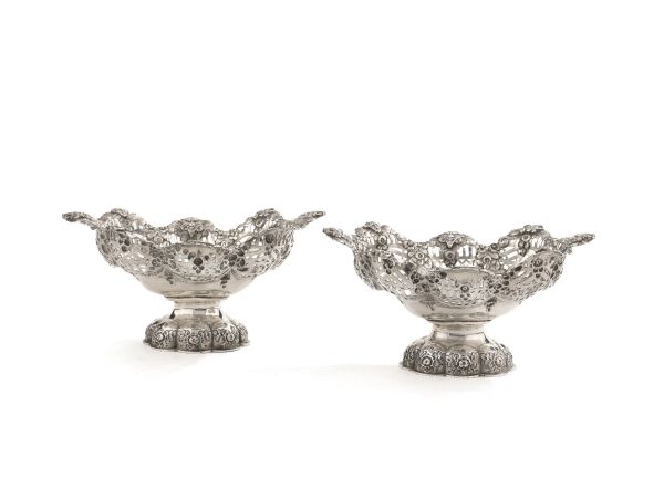 PAIR OF SILVER LITTLE BASKET, CHESTER, 1895, MARK OF GEORGE NATHAN &amp; RIDLEY HAYE
