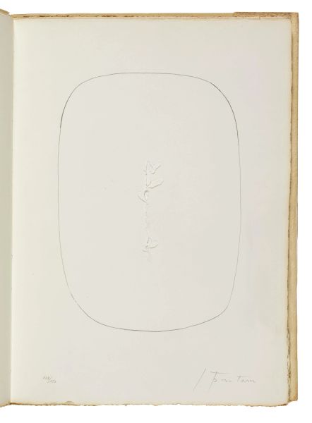      LUCIO FONTANA 