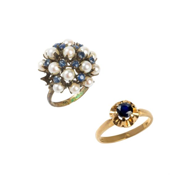 



TWO RINGS IN GOLD