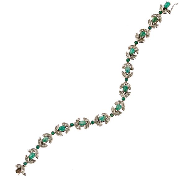 EMERALD AND DIAMOND BRACELET IN 9KT GOLD