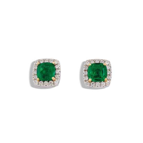 



ZAMBIA EMERALD AND DIAMOND STUD EARRINGS IN 18KT WHITE GOLD 