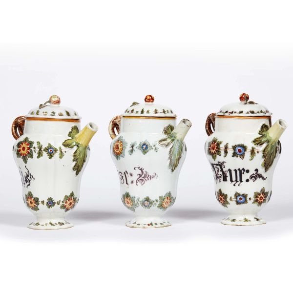 THREE SPOUTED PHARMACY JARS WITH LID, BASSANO, 18TH CENTURY