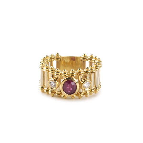 RUBY AND DIAMOND BAND RING IN 18KT TWO TONE GOLD