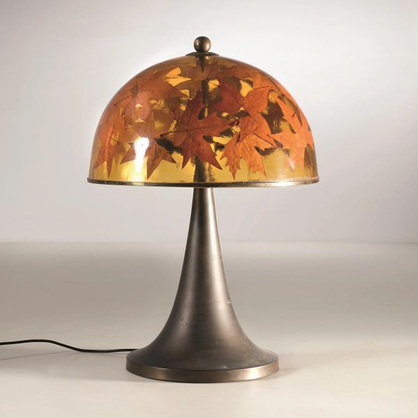 



LAMPADA DA TAVOLO 