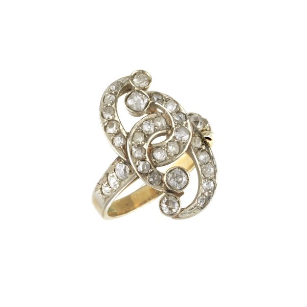 DIAMOND RING IN 18KT GOLD AND SILVER