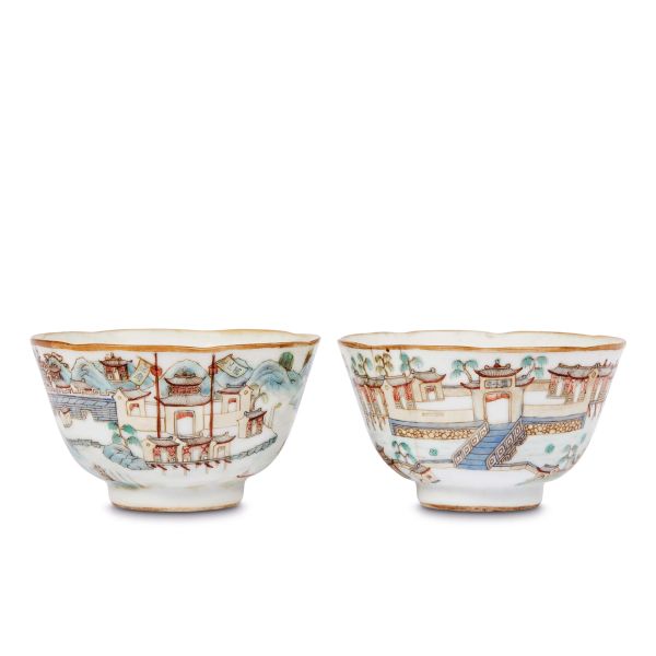 



PAIR OF BOWLS, CHINA, REPUBLIC PERIOD, 20TH CENTURY
