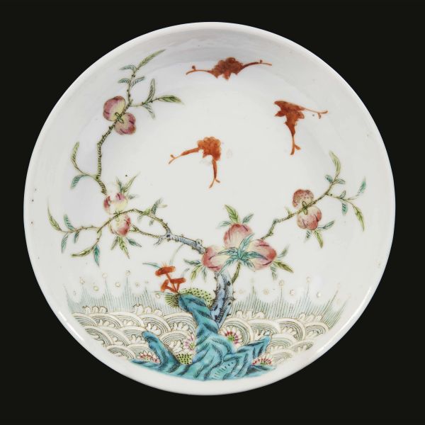 A SMALL PLATE, CHINA, LATE QING DYNASTY, 19TH-20TH CENTURY