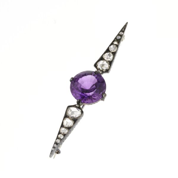 SYNTHETIC STONE AND DIAMOND BROOCH IN SILVER