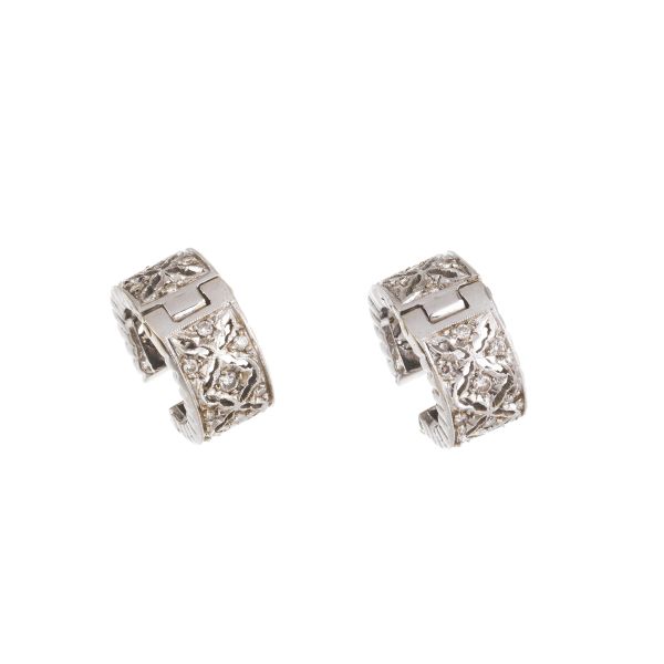 SMALL HOOP DIAMOND EARRINGS IN 18KT WHITE GOLD