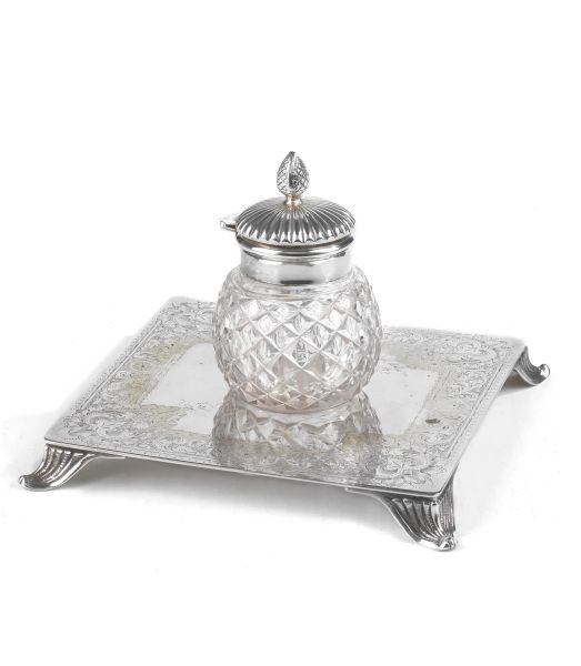 A SILVER PLATED METAL INKWELL, ENGLAND, BEGINNING OF 20TH CENTURY
