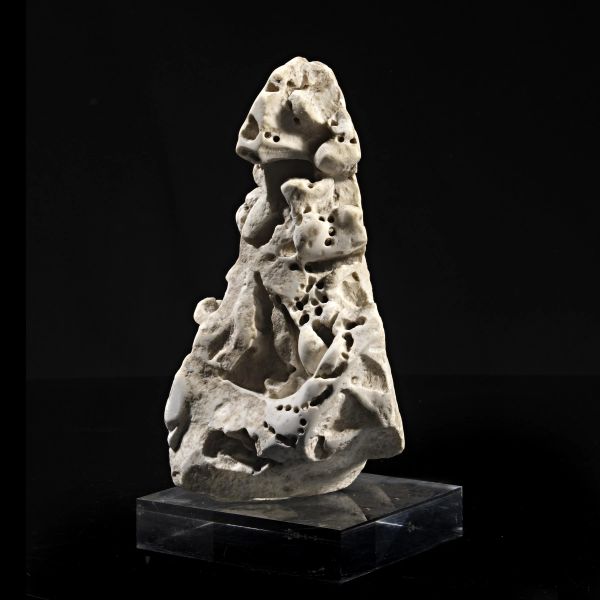 FRAMMENTO DI CAPITELLO