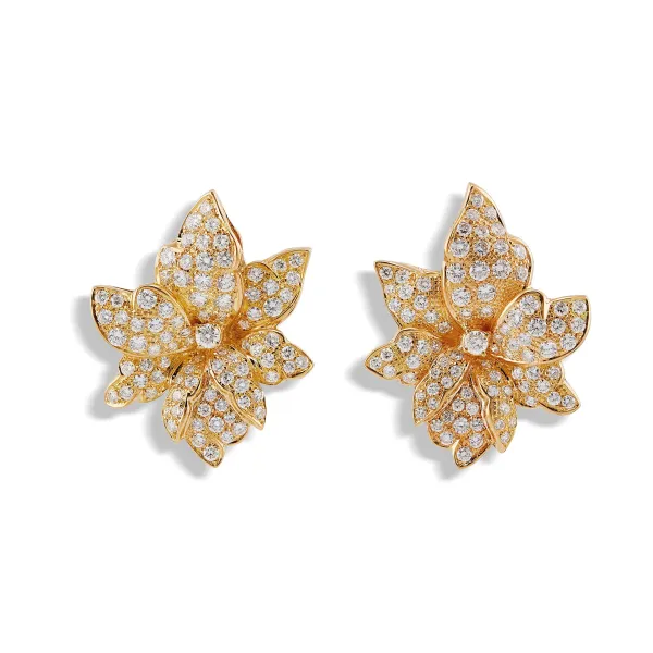 



DIAMOND LEAF-SHAPED EARRINGS IN 18KT YELLOW GOLD