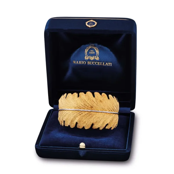 Buccellati - 



BUCCELLATI BRACCIALE RIGIDO