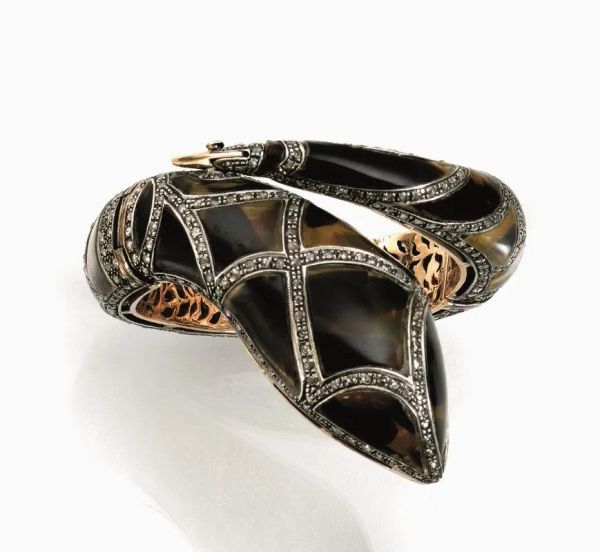  Demi-parure composta da bracciale e anello in  tartaruga, oro 14 kt e argento sterling 