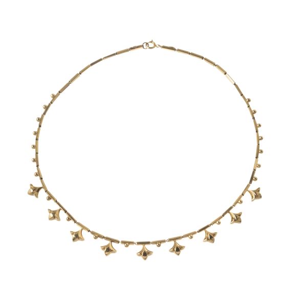



NECKLACE IN 18KT YELLOW GOLD