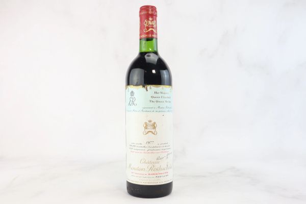 



Ch&acirc;teau Mouton Rothschild 1977
