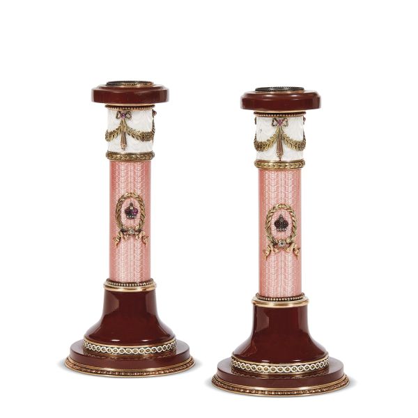 A PAIR OF RUSSIAN CADLESTICKS, EARLY 20TH CENTURY