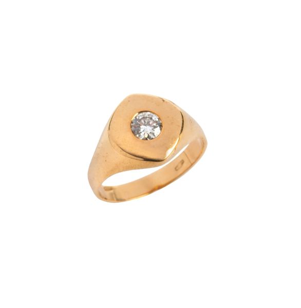 



ANELLO CHEVALIER CON DIAMANTE