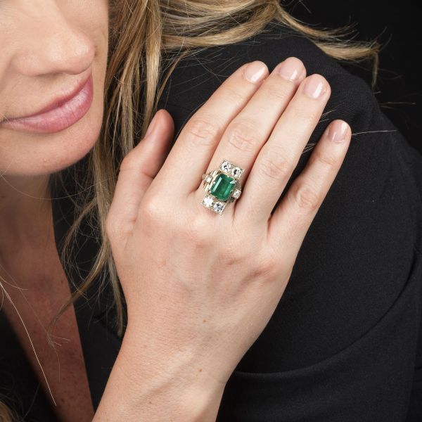 ANELLO CON DIAMANTI