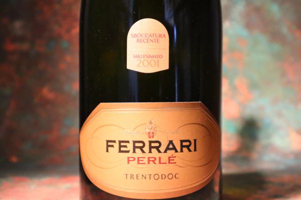 



Ferrari Perl&eacute; Fratelli Lunelli 2001