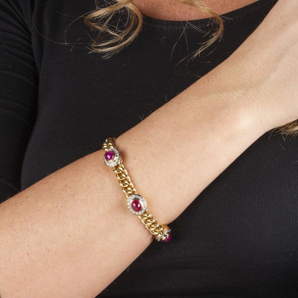 BRACCIALE CON RUBINI E DIAMANTI
