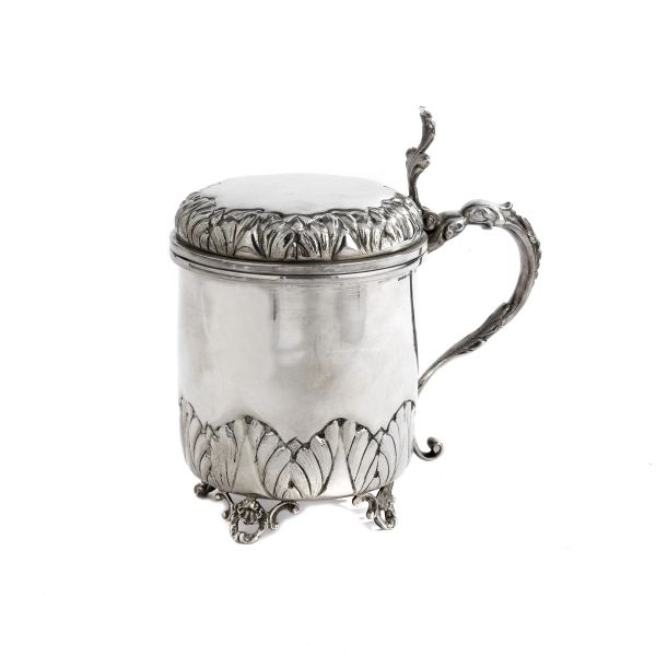 A LITTLE SILVER TANKARD, MILAN, 20TH CENTURY AND TWO LITTLE JUG, LONDON 1929 AND BIRMINGHAM 1932