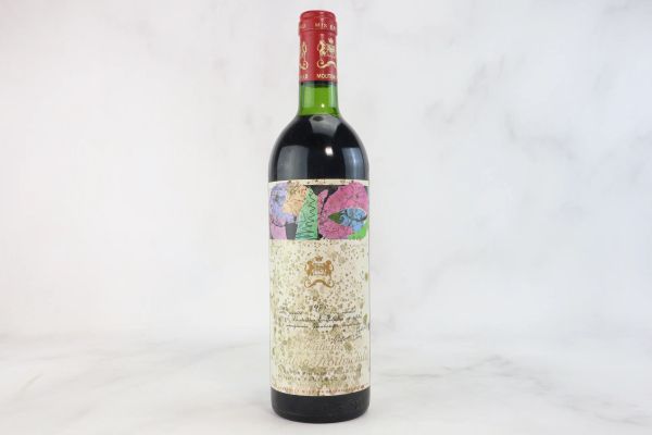 



Ch&acirc;teau Mouton Rothschild 1975