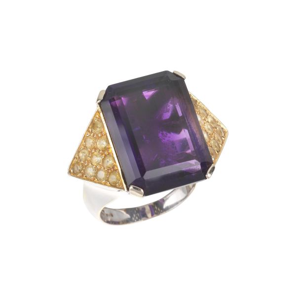 BIG AMETHYST QUARTZ AND DIAMOND RING IN 18KT TWO TONE GOLD
