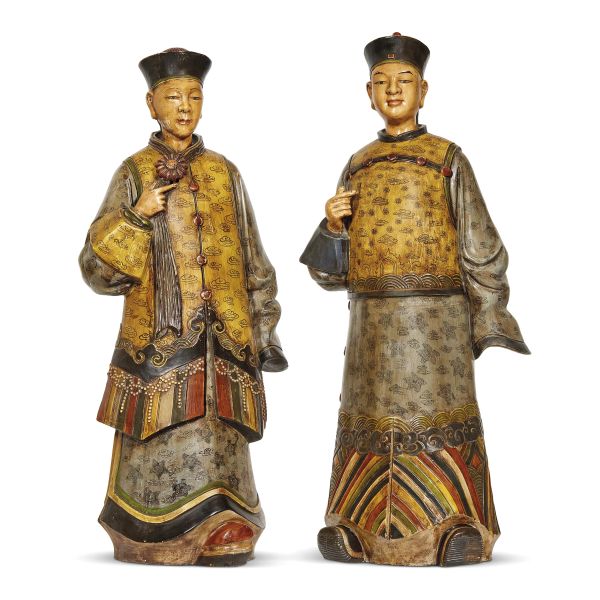 A PAIR OF CHINESE FIGURES, HALF 19TH CENTURY