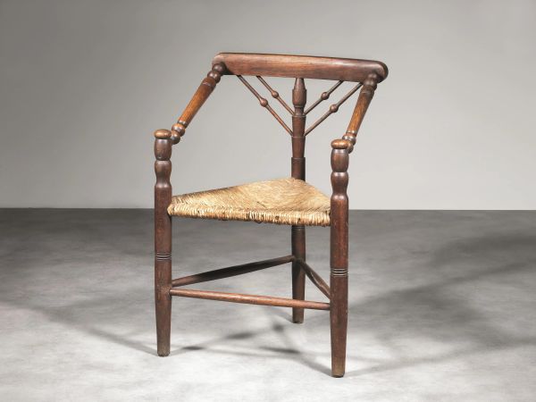      Poltroncina TURNED CHAIR 