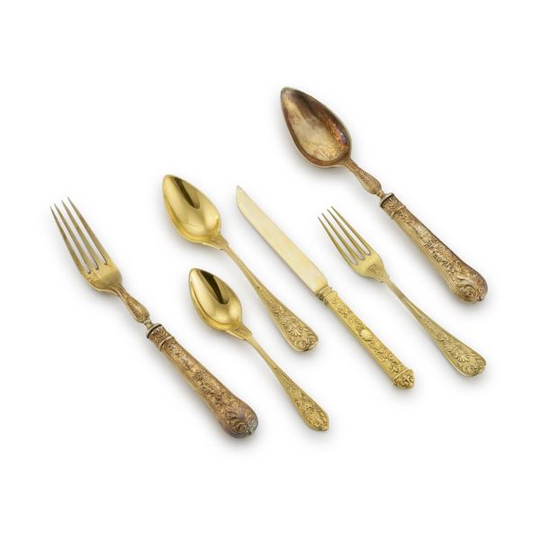 A GILDED SILVER CUTLERY SERVICE, 20TH CENTURY