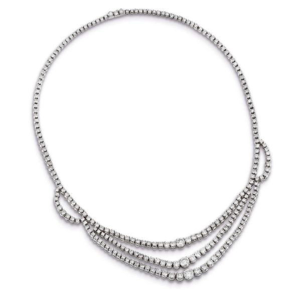 



DIAMOND NECKLACE IN 18KT WHITE GOLD 