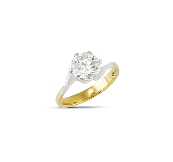 SOLITAIRE DIAMOND RING IN 18KT TWO TONE GOLD